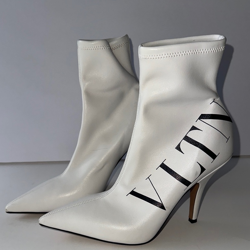 Valentino VLTN White Ankle Heeled Boots with Stiletto Heel